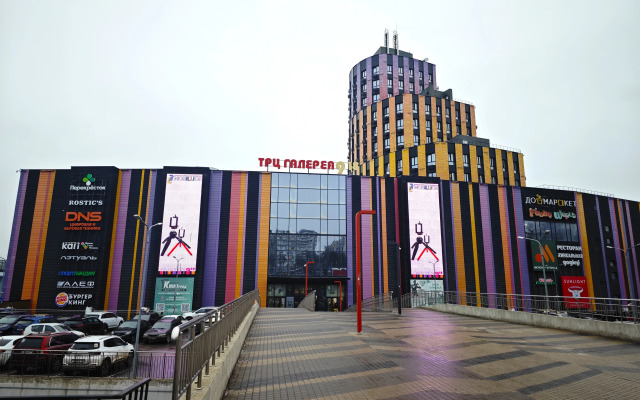 Dvukhurovnevaya Studiya V Tts Galereya 9-18 Apartments