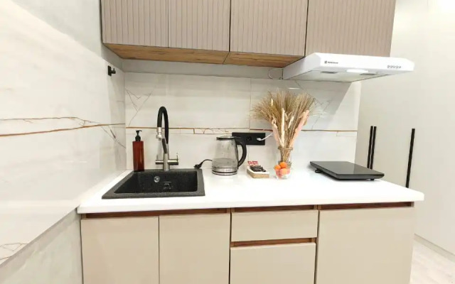Studiya Na Bartenevskoy 18k2 Apartments