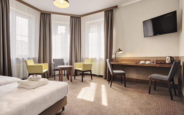 Daniel Griffin  by Artery Hotels Apartment hotel