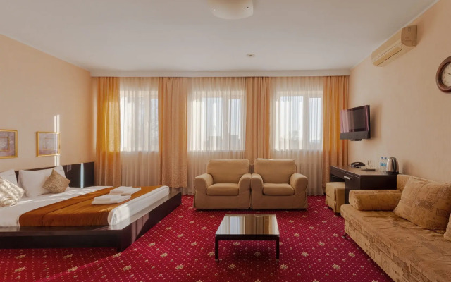 Отель Комендант