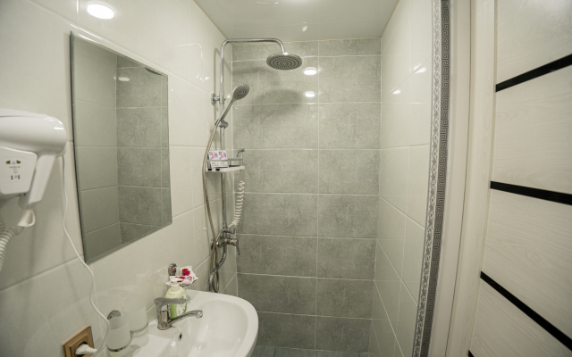Hayat Guest house