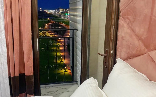 Grand Villa