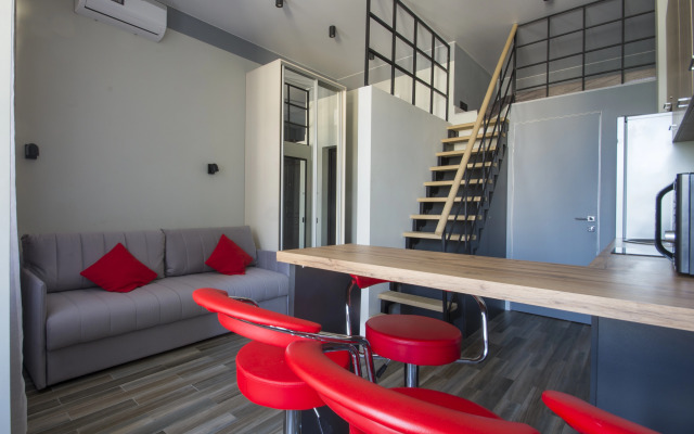 167 Stilnaya Studiya S Vidom Na Gory Flat