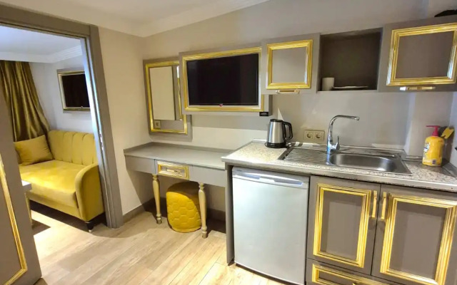 Отель Taksim La Marino