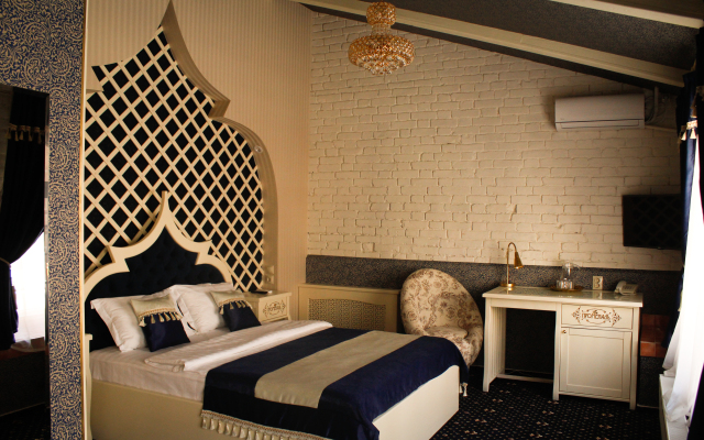 Promenad Hotel
