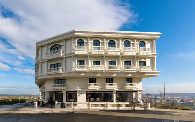 Nenessa Airport Hotel
