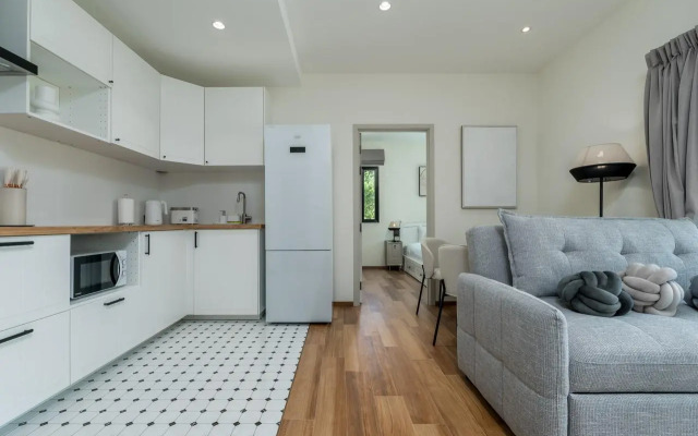 Vsego lish 350 Metrov ot Morya Apartments