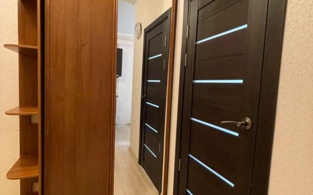 Апартаменты Изумрудная 38