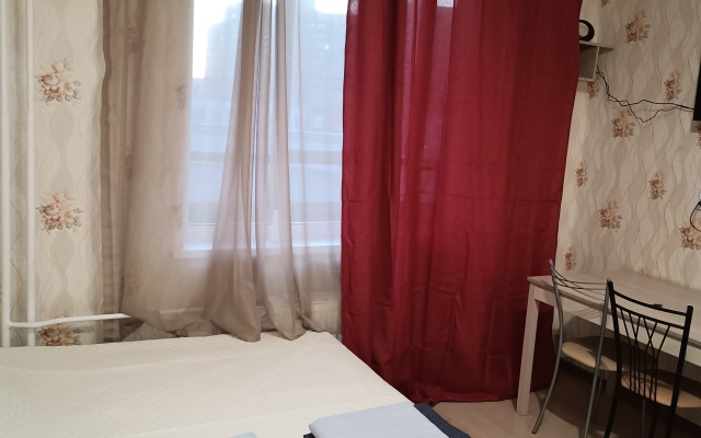 Studiya Na Yekaterinenskoy 6/1 Apartments