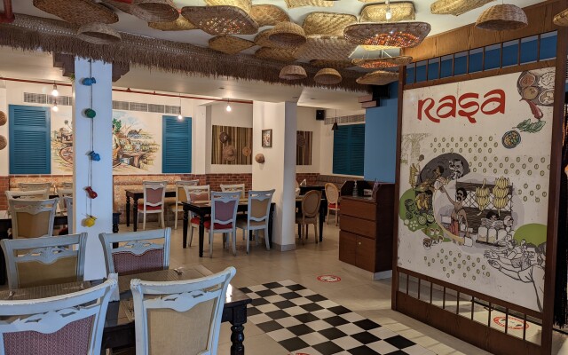 Fortune Karama Hotel