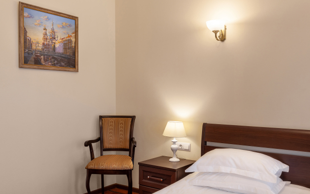 Sonata Nevsky 5 Dvorcovaja ploshhad' Hotel