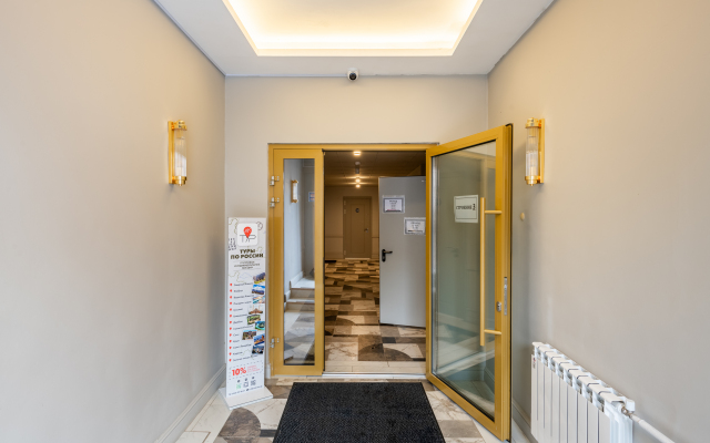 1-Komnatnaya Kvartira 38M² Na 1/3 Etazhe Flat
