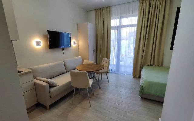 Uyutnyje S Balkonom Ak Morskoy Bereg Apartments