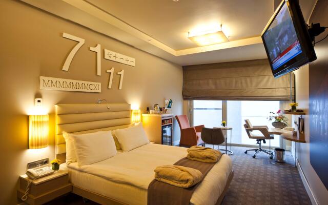Ramada by Wyndham Istanbul Pera Hotel