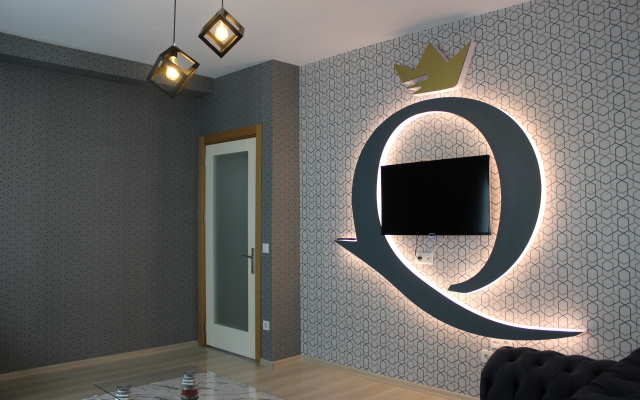 Quars Suite Aparthotel