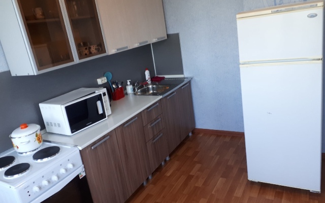 Aday Prostornye V Tsentre Apartments