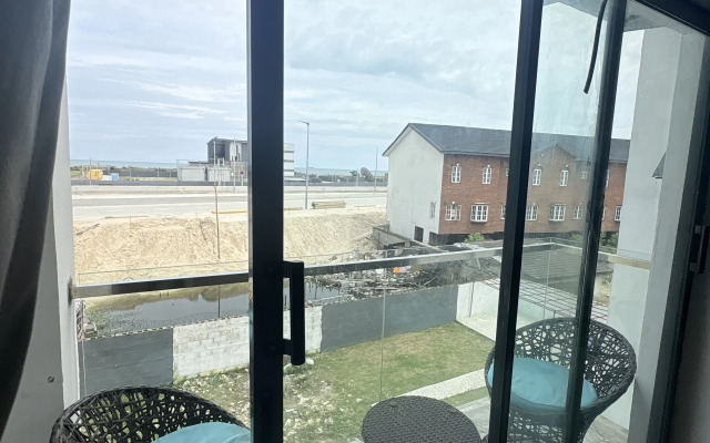 Candy Homes Apartments