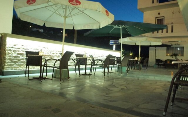 Отель Serifos Beach