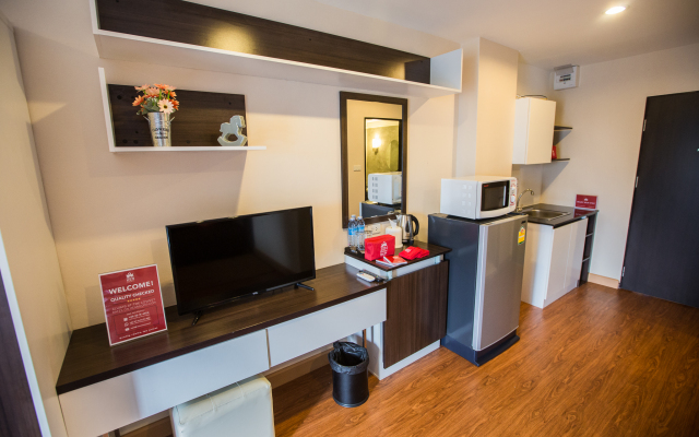 ZEN Rooms Soi Chom Chan Apartments