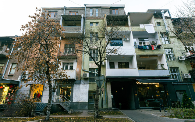 KeyGo #0111, 1 Bedroom, Near The Opera House Apartments
