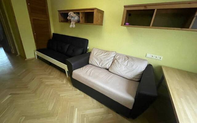 Na Ulitse Zhukovskogo 10 Flat