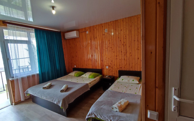 Emiliya Guest House