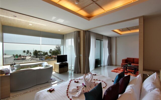 Курортный отель The Kee Resort & Spa