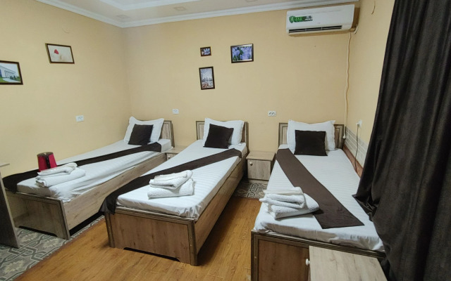 Zafaron Hotel