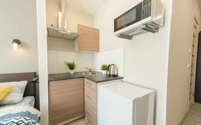 Apartamenty Zit' Horoso v 10 minutah peskom ot AEROPORTA