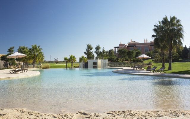 Cascade Wellness Resort Hotel