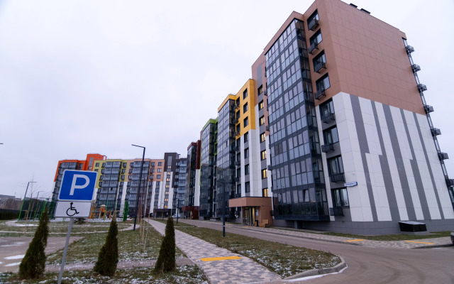 V Tikhom Rayone Na Dvoikh Apartments