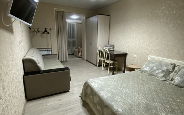 Shikarnaya Stalinka Na Prospekte Lenina Apartments