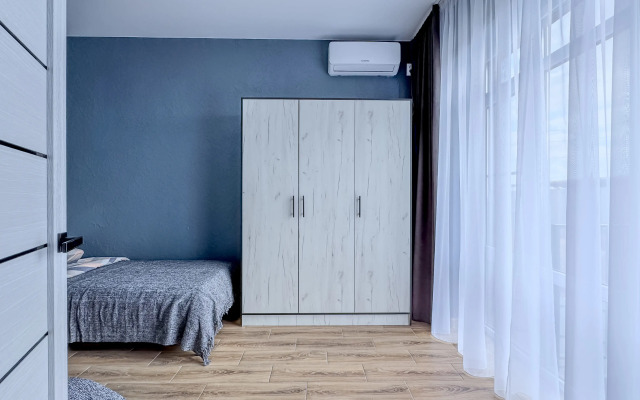V Prigorode Astrakhani Green Fox Flat