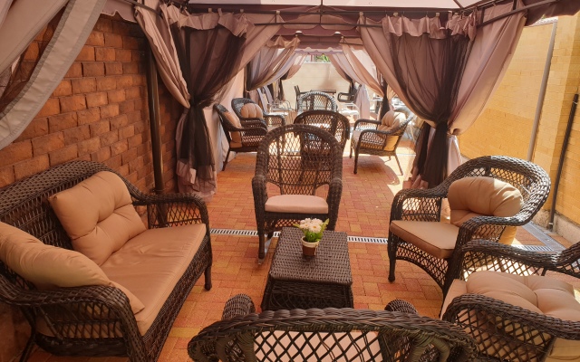 Celentano Mini-Hotel