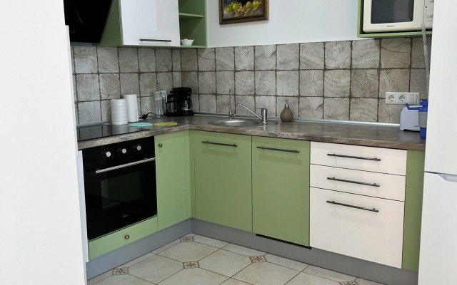 Апартаменты Олива с зоной патио и отдельной спальней