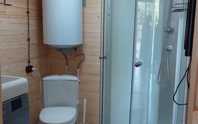 Гостевой дом Угоринка Колесо