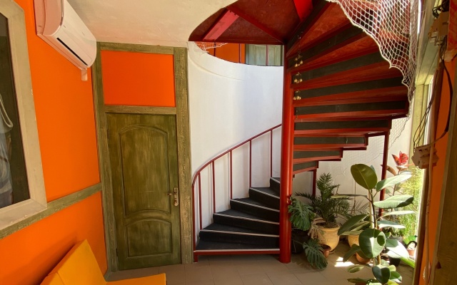 Malyutina Dacha Living Quarters