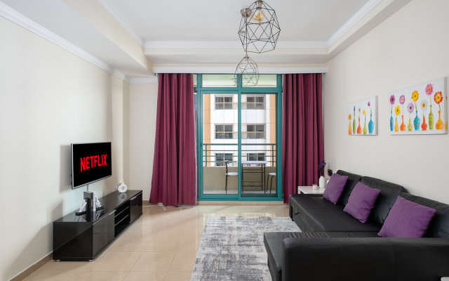 Апартаменты Welcome Home in Marina Crown 1 Спальня с Балконом