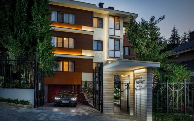 Grafit Hotel