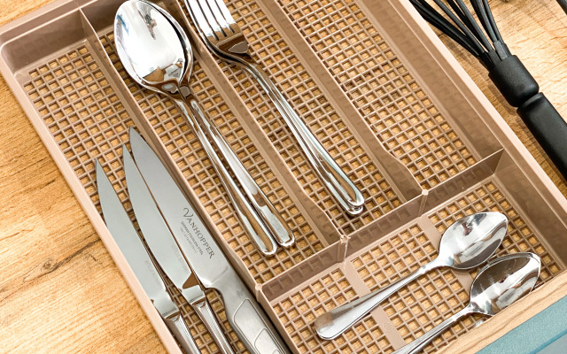 Апартаменты-студия 30 кв.м. с кроватью и балконом, 6 этаж