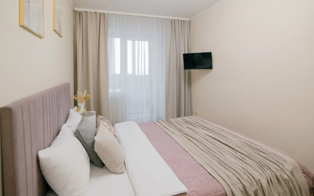 Апартаменты Большая двухкомнатная квартира напротив ДВГУПС