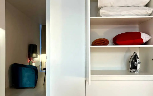 Na Deputatskoy 15 Flat