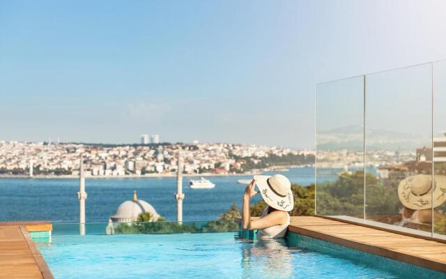 Hotel The Ritz-Carlton, Istanbul.