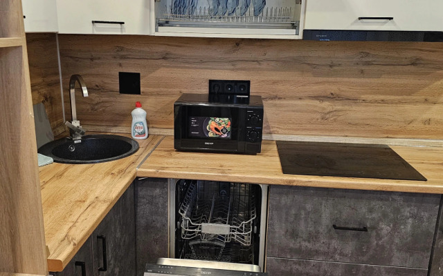 Апартаменты Аврора ул. Генерала Родина 68, 1 этаж