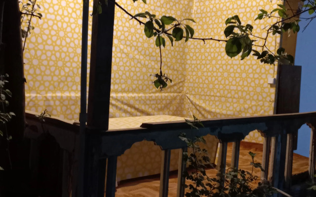 Raxat Guest House