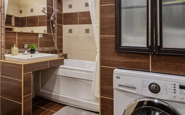 Апартаменты J&N Apartments Двухкомнатные с гидромассажной ванной Советская 10