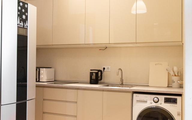 Na Klinskoy Flat
