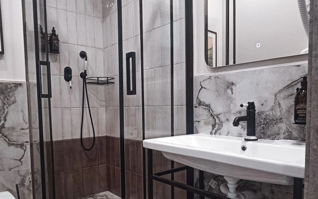 Отель Gizzat Plaza