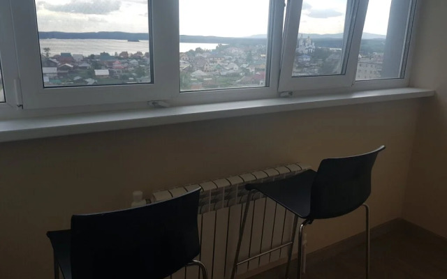 Апартаменты с Видом на Озеро Чебаркуль 1