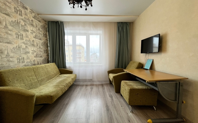 Royal Aurora Odnushka Na Sirenevoy Apartments
